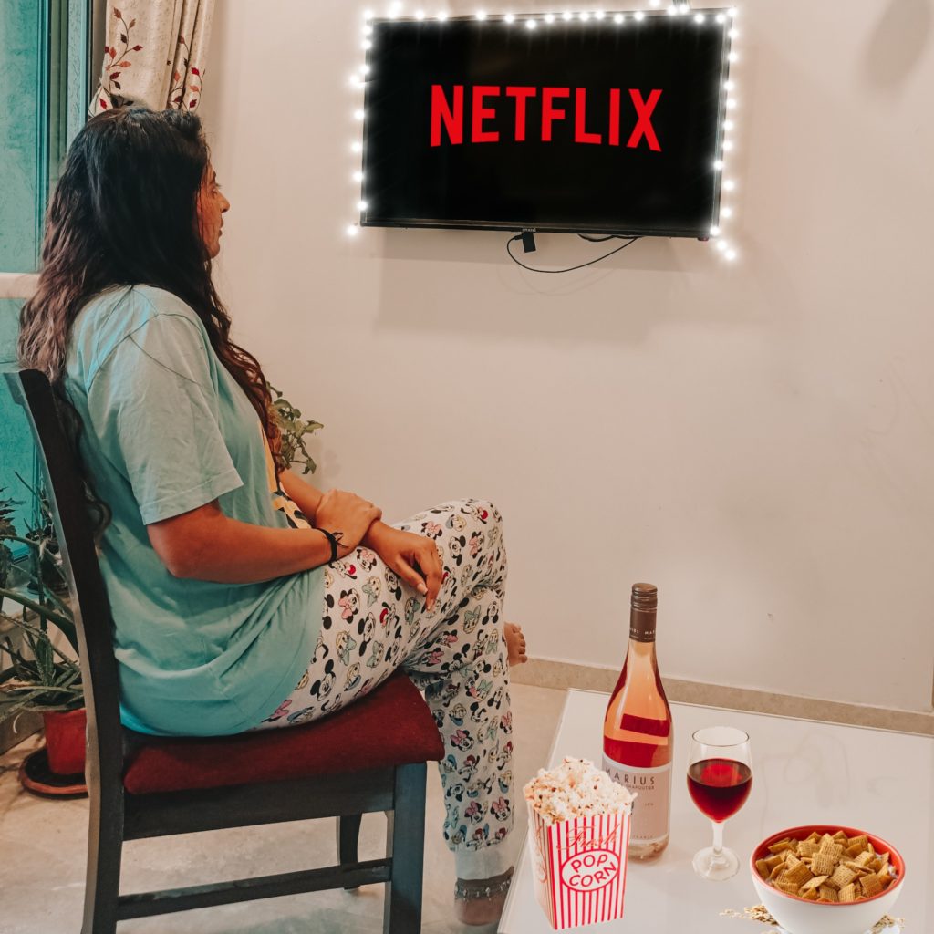 Netflix & Chill - Indoor Photoshoot Ideas